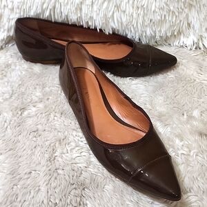 Womens Pointed Toe Patent Leather Flats - Brown